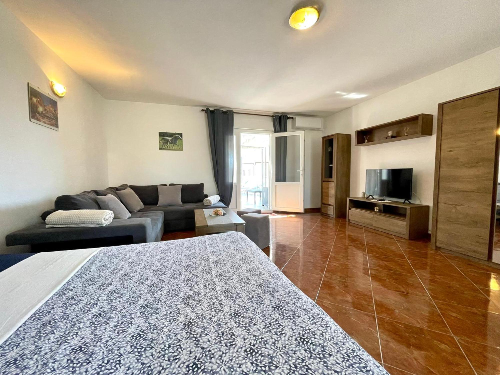 Apartment Mario Umag Buitenkant foto